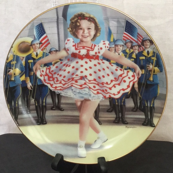 Danbury Mint Other - Danbury Mint “Stand Up& Cheer Shirley Temple”Plate
